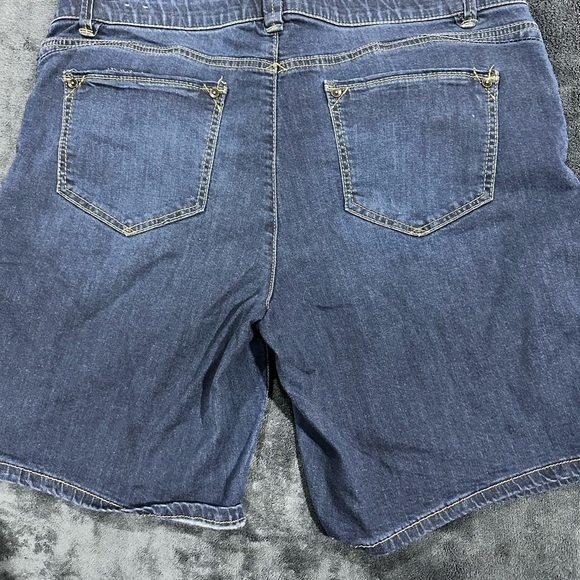 Wit and Wisdom Dark Denim Shorts - Picture 2 of 3